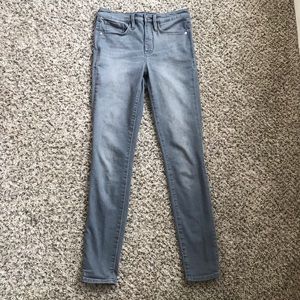 Athleta sculptek gray jeans size 6